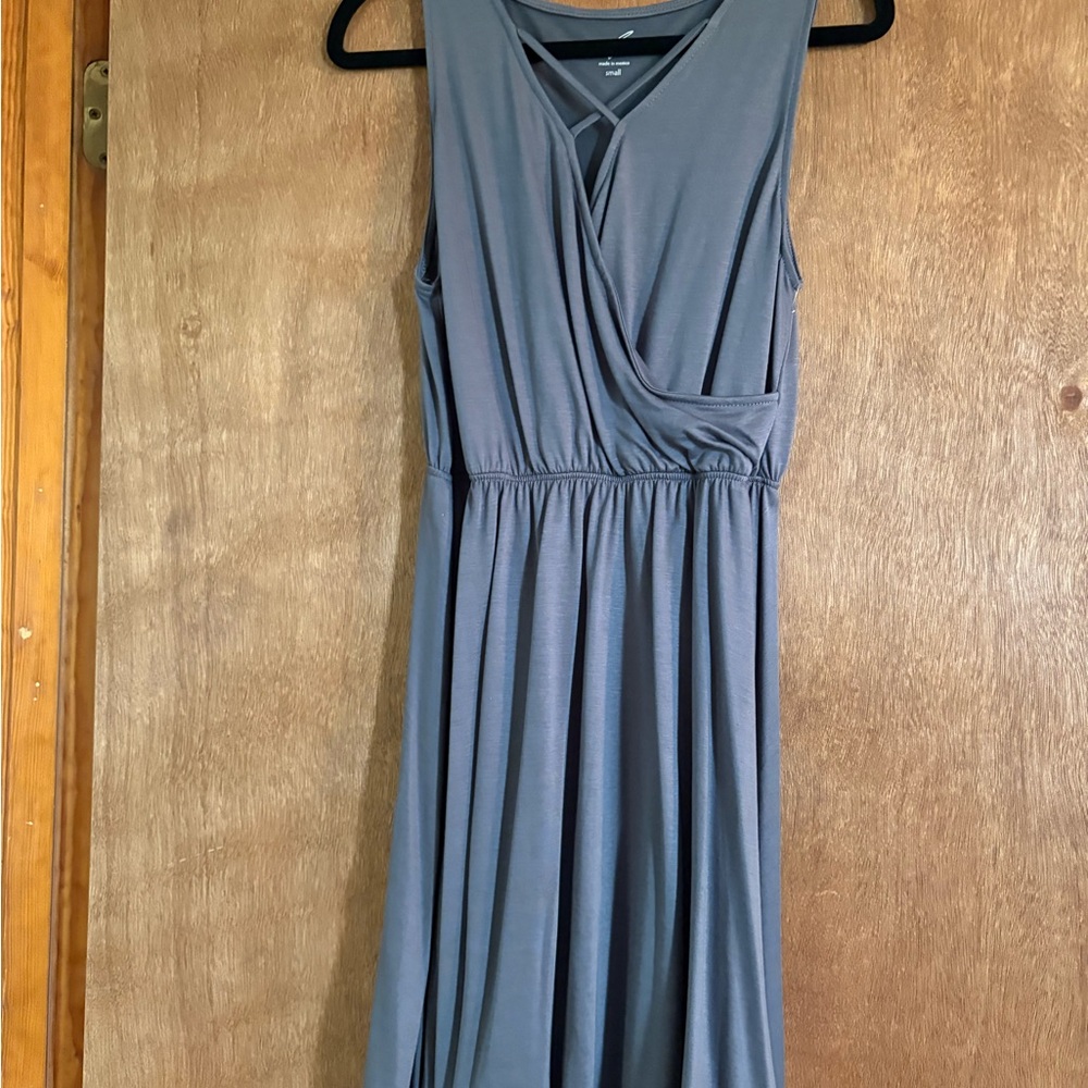 Francesca's Collections Blue Midi Sundress Sleeveless V-Neck